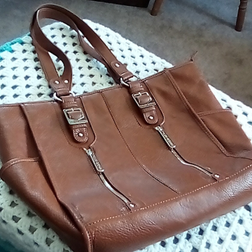 Tyler Rodan purse